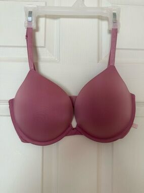 Victoria's Secret Perfect Shape Push Up Bra Sz. 34DD